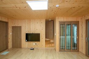 Daedunsan Four Seasons Pension