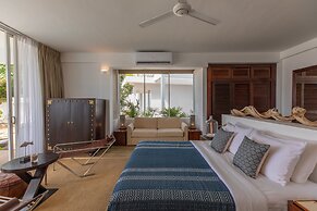 The Beach House by Reveal