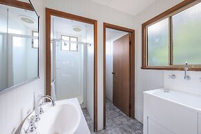 Reflections Burrinjuck Waters - Holiday Park