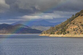 Reflections Burrinjuck Waters - Holiday Park