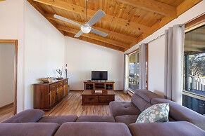 Reflections Grabine Lakeside - Holiday Park