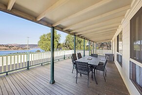 Reflections Grabine Lakeside - Holiday Park