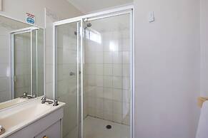 Reflections Lake Keepit - Holiday Park