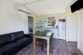 Reflections Lake Keepit - Holiday Park