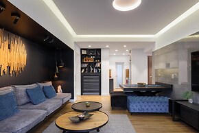 Acropolis Unique Residence