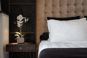 Acropolis Unique Residence