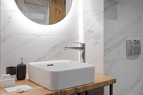 Acropolis Unique Residence