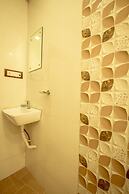 Hotel Apsara Near JJ Hospital