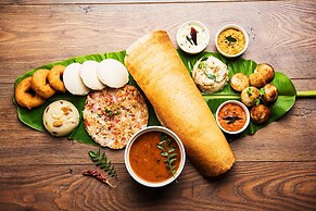 Hotel Apsara Near JJ Hospital