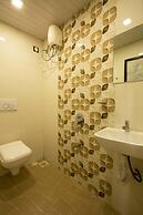 Hotel Apsara Near JJ Hospital