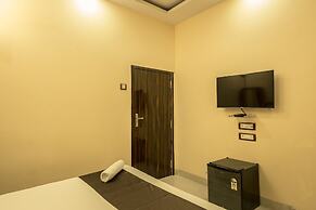 Hotel Apsara Near JJ Hospital