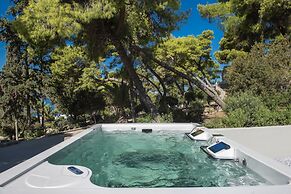 Lalibay Resort & Spa