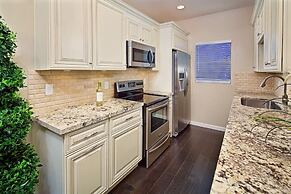 Ventana Retreat · Three Pool Areas, Fitness Center, Prime Location
