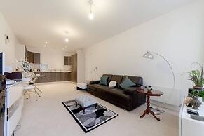 Lux 1-bed Apt. With Balcony