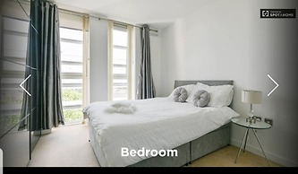 Lux 1-bed Apt. With Balcony