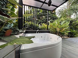 Bannjamjuree Resort Sattahip