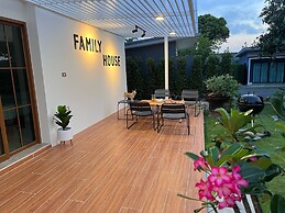 Bannjamjuree Resort Sattahip