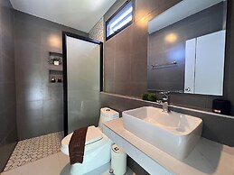 Bannjamjuree Resort Sattahip