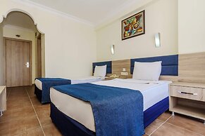 Arsi Blue Beach Hotel