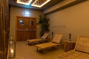 Cavo Zoe Seaside Hotel