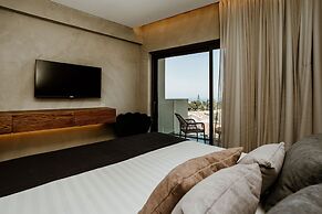 Cavo Zoe Seaside Hotel
