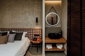 Cavo Zoe Seaside Hotel