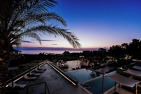 Cavo Zoe Seaside Hotel