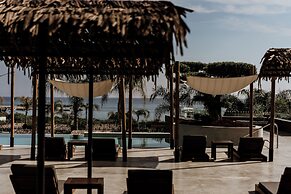 Cavo Zoe Seaside Hotel