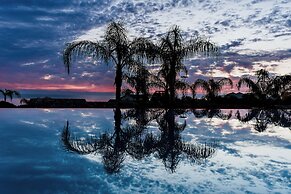 Cavo Zoe Seaside Hotel