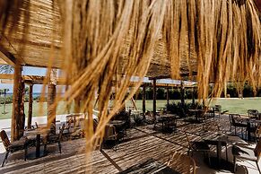 Cavo Zoe Seaside Hotel