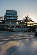 Cavo Zoe Seaside Hotel