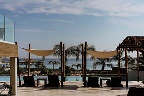 Cavo Zoe Seaside Hotel