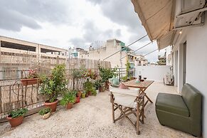 Keramikos Flower Power Residence