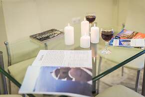 Keramikos Flower Power Residence