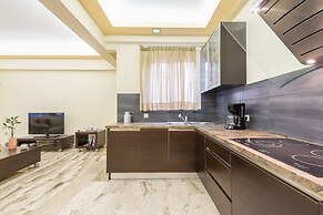 Keramikos Flower Power Residence