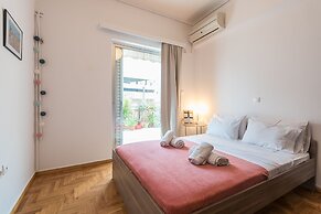 Keramikos Flower Power Residence