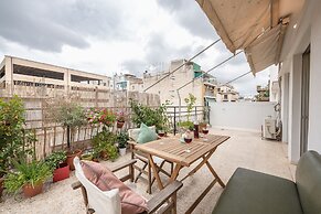 Keramikos Flower Power Residence