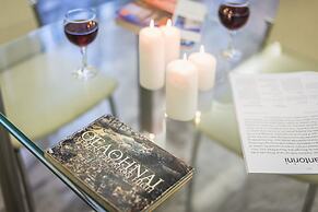 Keramikos Flower Power Residence