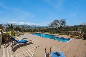 Athina Traditional Villa