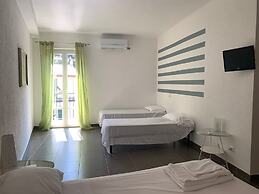Vernazza Rooms & Apartments