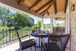 Holiday house Matija with a pool