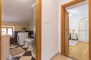 Holiday house Matija with a pool