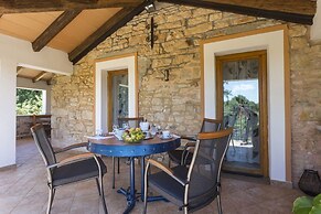 Holiday house Matija with a pool