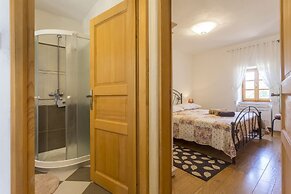 Holiday house Matija with a pool