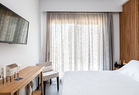 North Coast Seaside Suites