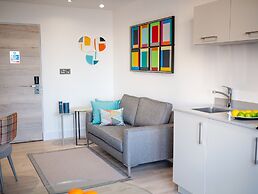 Q Square by Supercity Aparthotels