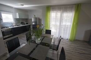 Cosy and lovely Villa Trosti with a pool