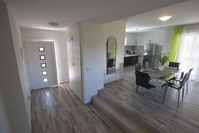 Cosy and lovely Villa Trosti with a pool