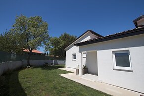 Cosy and lovely Villa Trosti with a pool