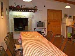 Lovely Apartment No.1 in Liznjan